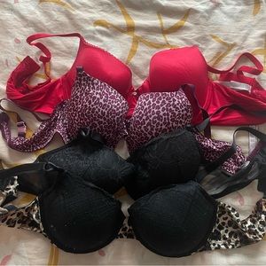Lot of Victoria Secret Bras 40C